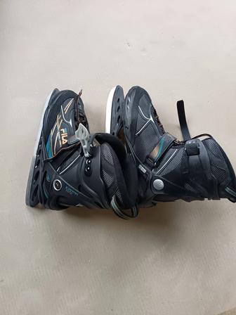 Продам коньки FILA