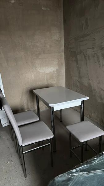 Продам стол