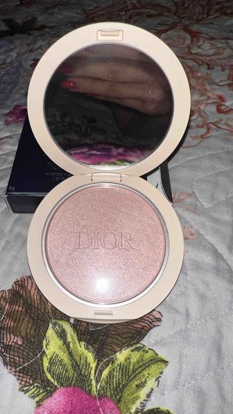 Dior highlighter original 02 pink glow