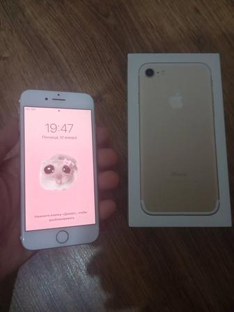 iPhone 7 gold с коробкой и документами