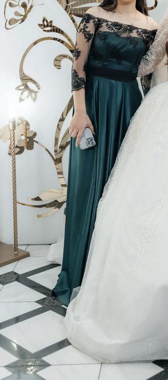 Вечернее платье