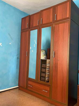 Продам срочно спальный гарнитур