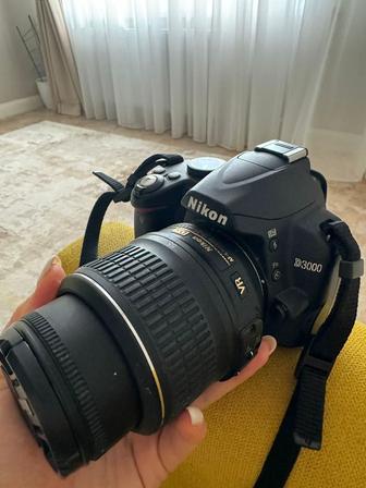 Продам фотоаппарат Nikon D3000