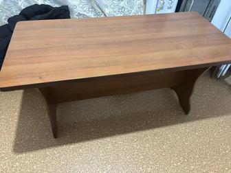 Продам кухонный стол