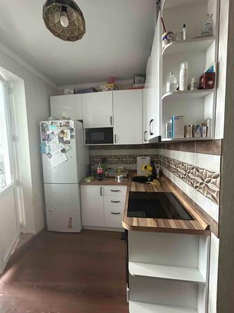 Продам кухонный гарнитур МДФ-ЛДСП