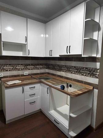 Продам кухонный гарнитур МДФ-ЛДСП
