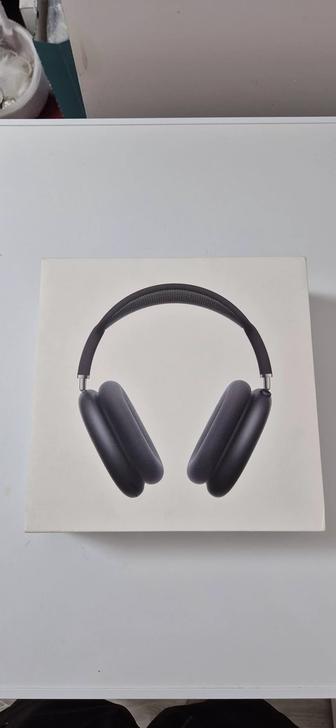 Airpods max with smart case