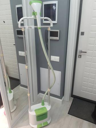 Продам вертикальный паровой утюг