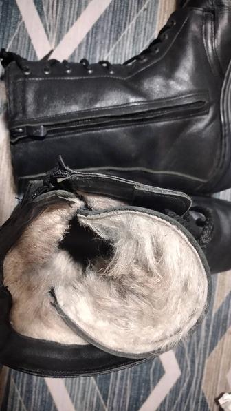 ПРОДАМ берцы натуральный мех