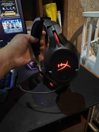 Продам наушники HyperX Cloud Flight wireless