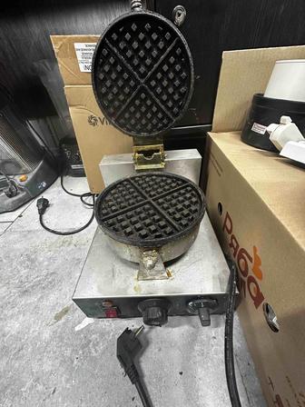 Вафельница