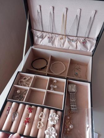 Украшения сатылады