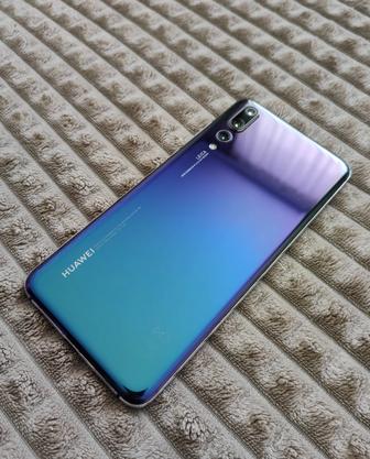 Продам телефон Huawei p20pro