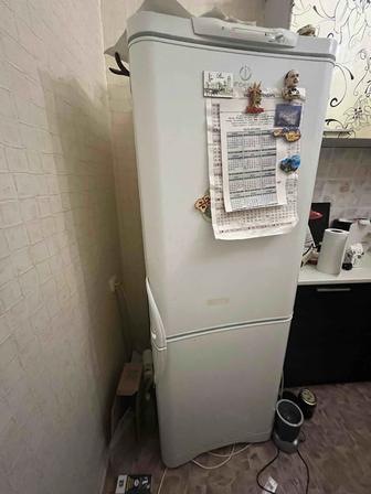 Холодильник индезит