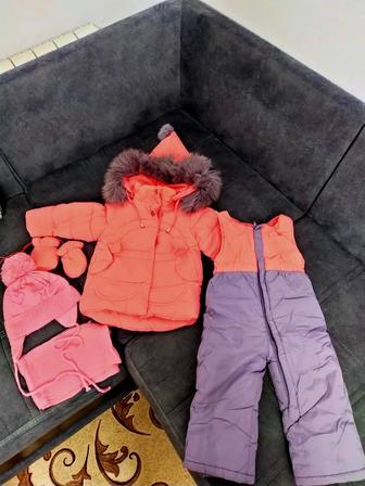 Продам комбинезон с курткой