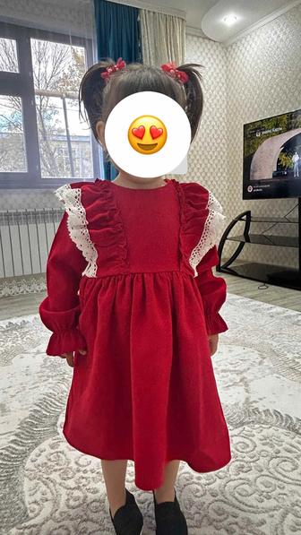 Платье,брюки, безрукавка