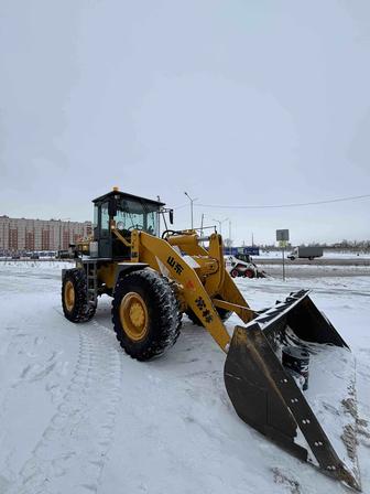 Услуги погрузчика по городу или на любую направление.