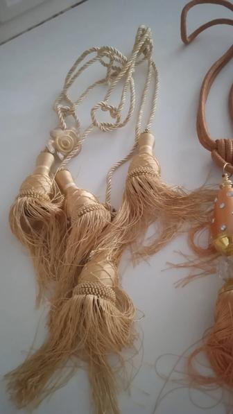 Продам кисти для шторы