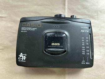 Продам винтажный кассетный плеер Casio