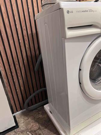 Продам стиральную машину LG б/у