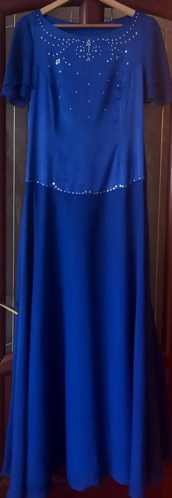 Женское платье