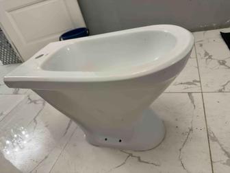 Продам биде для санузла