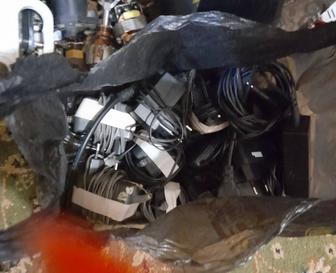 Срочно.Разные блок питания 11шт, разные вольты и 3 зарядки.Работают