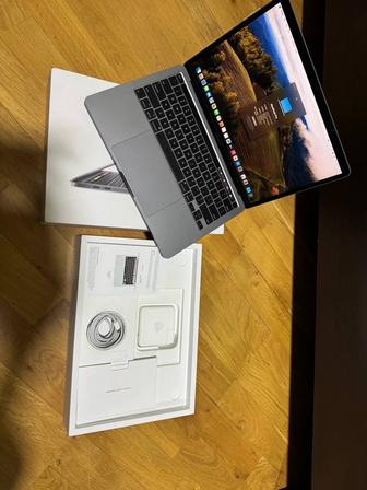 MacBook Pro 2020 / 1 ТБ