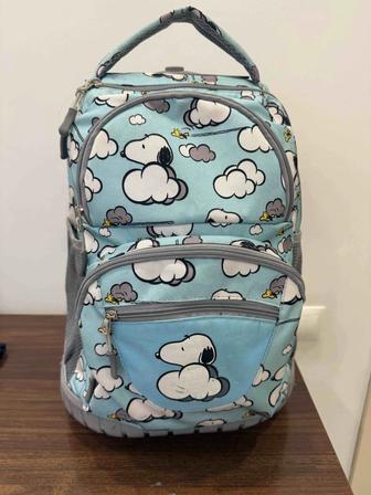 Продам дешево рюкзак на колесиках для ребенка можно как в школу так и кладь