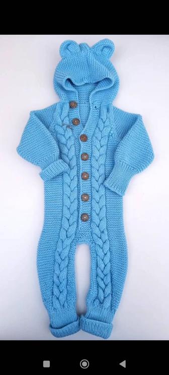 Детский комбинезон вязанный
