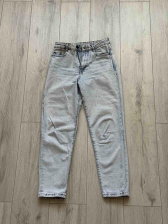 Джинсы Zara