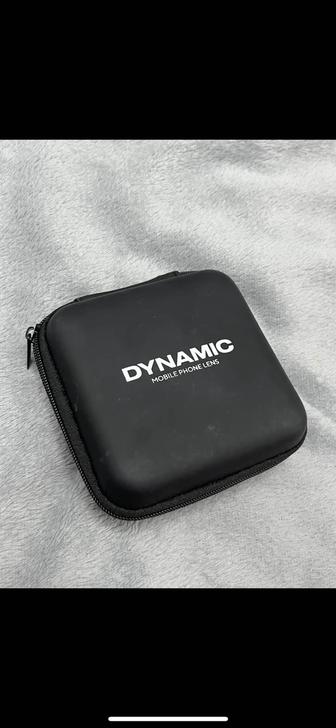 Смарт-линзы для смартфона
DYNAMIC CPL-DYM-01 1ШТ
черный