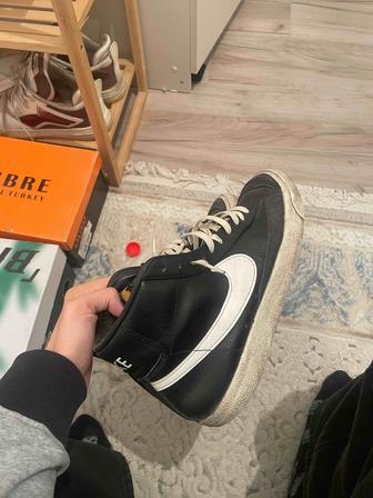 Nike blazer mid 77