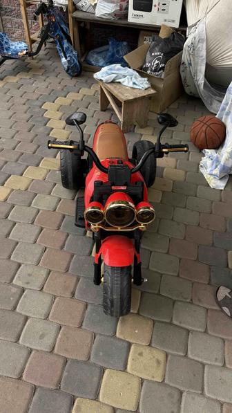 Продам электрический мотоцикл детский