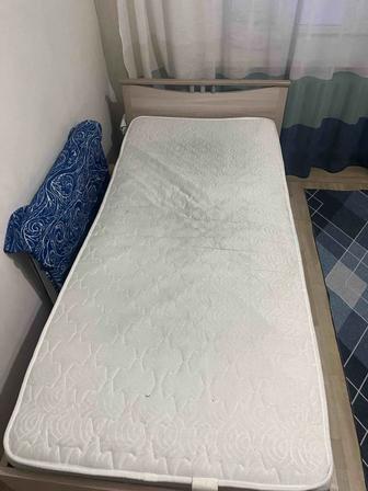 Односпальная кровать