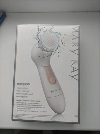 Продам новую щетку массажер для лица!