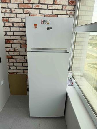 Продам холодильник Beko