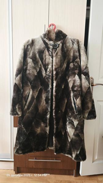 Продам шубу натуральную