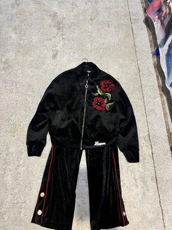 Спортивный костюм Ласаграда велюр