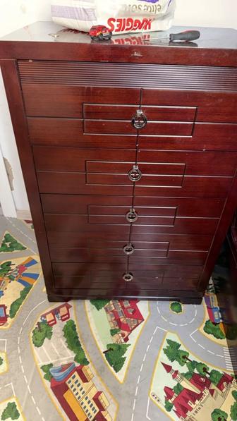 Продам кровать двухспальную