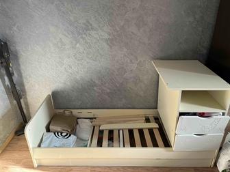 Отдам детскую кровать