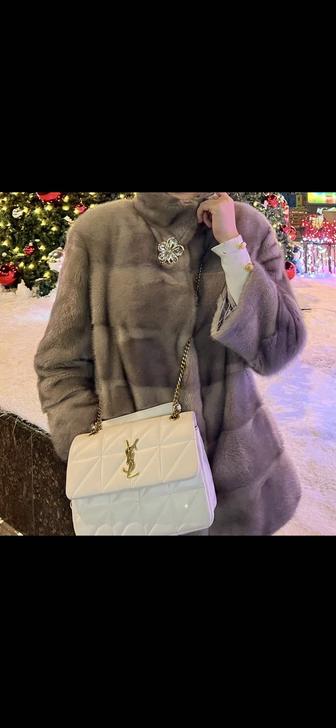 Продам норковую шубу