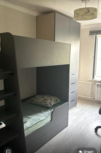 Продам двухъярусную кровать в отличном состоянии!