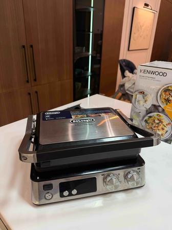 Грильница DeLonghi с подарком
