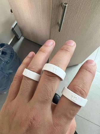 Примерка колец oura ring 4 kit size