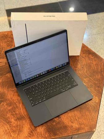 MacBook Air M2 8/256Gb