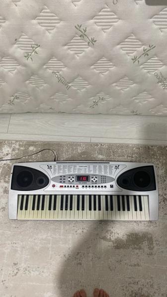 Синтезатор