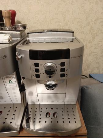 Автоматическая Кофемашина Delonghi Magnifica S