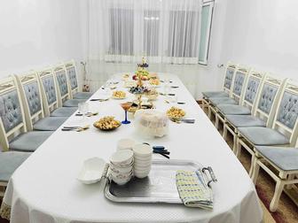 Стол гостинный