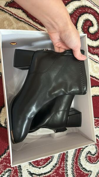 Ботинки новые